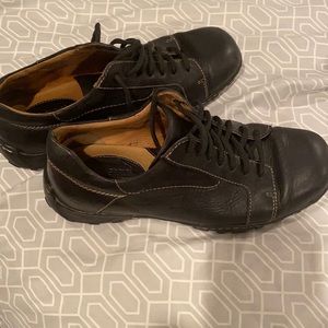 Black men’s born shoes